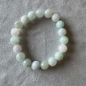 Elegant Burmese Jadeite Beaded Bracelet